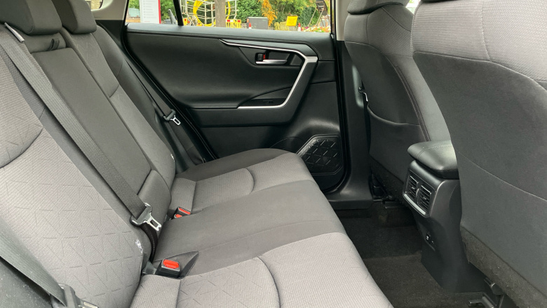 Toyota RAV4 2.5 VVT-i Hybrid Design 5dr CVT 2WD Hybrid Estate